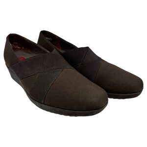 Munro American Comfort Slip-On Wedge Loafer Stretch Shoes Brown Suede Size 8W